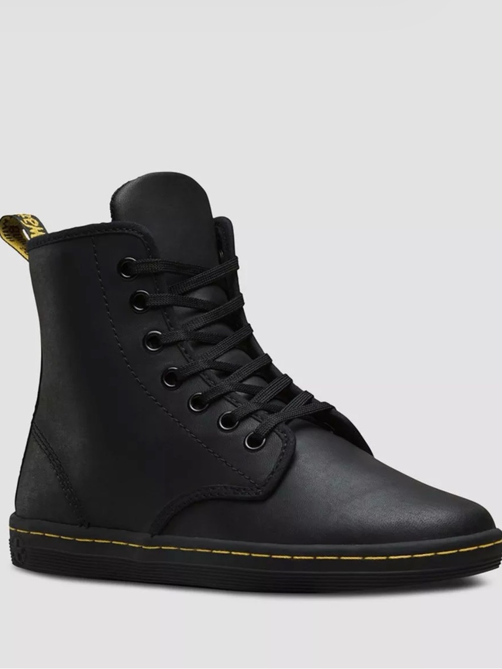 Dr Martens Shoreditch Greasy Lightweight Leather Lace-Up Boot Size US 7 Black